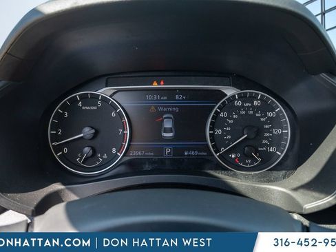Used 2025 Nissan Altima 2.5 SV FWD image 6