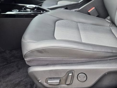 Certified 2023 Kia Niro Wind w/ Wind Preserve Package FWD image 24