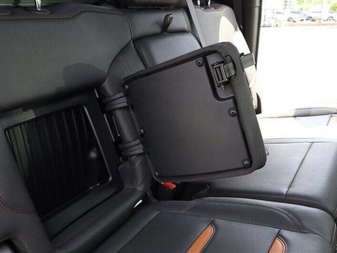 Used 2025 GMC Sierra 3500 AT4 AWD/4WD image 28