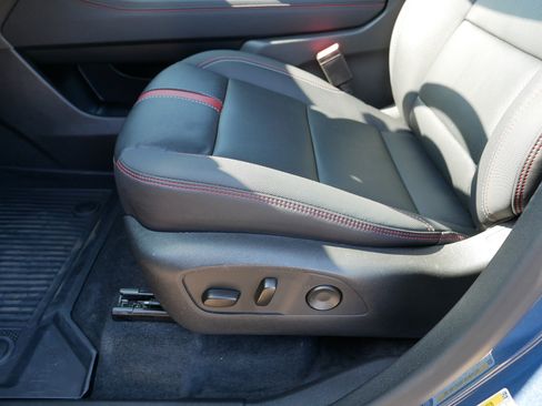 Certified 2026 Chevrolet Traverse RS image 20