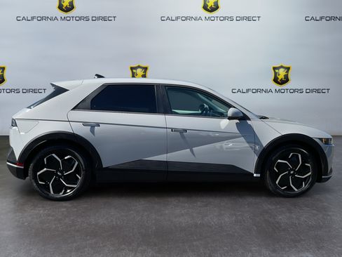 Used 2024 Hyundai Ioniq 5 SE RWD image 4