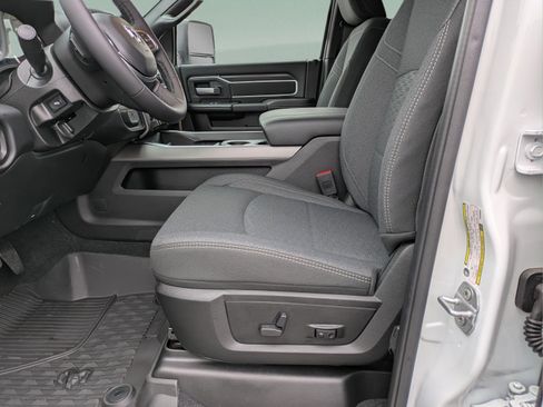 New 2026 RAM 2500 Big Horn AWD/4WD image 20