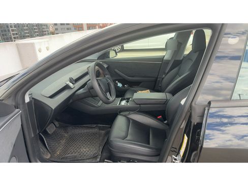 Used 2025 Tesla Model 3 Long Range AWD/4WD image 5