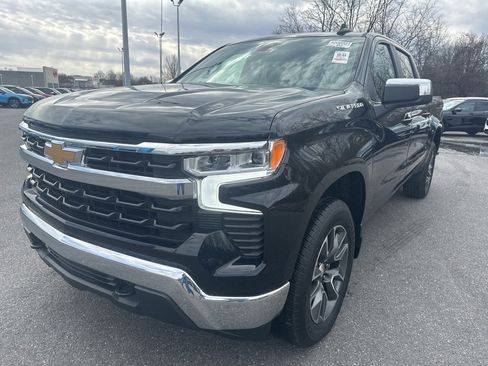 Used 2023 Chevrolet Silverado 1500 LT image 1