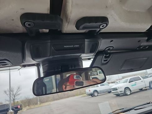 Used 2024 Jeep Wrangler Sport S image 20