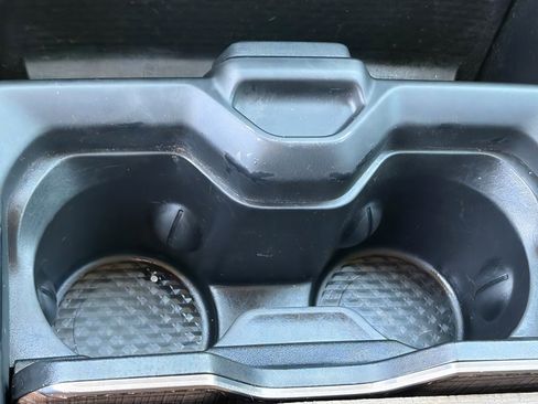 Used 2019 RAM 1500 Limited AWD/4WD image 25