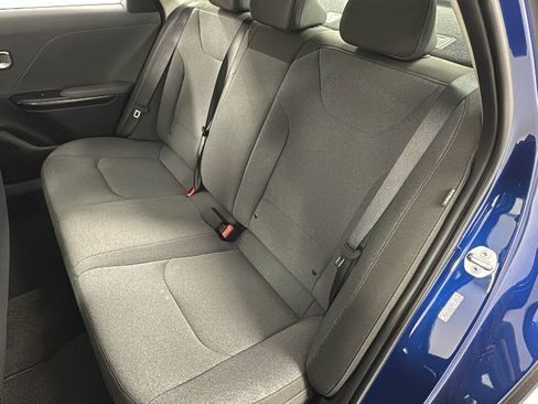 New 2025 Kia K4 LXS image 12