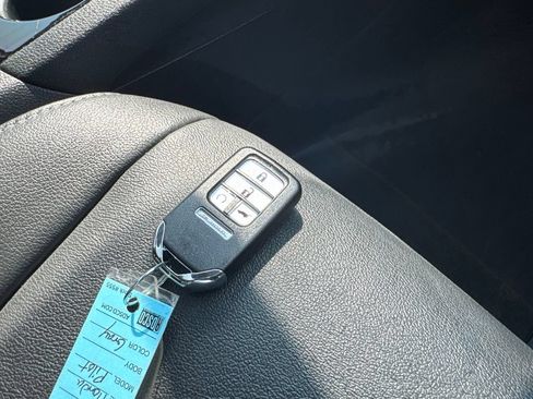 Used 2022 Honda Pilot Touring image 42