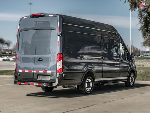 Used 2020 Ford Transit 250 148 High Roof Extended image 10