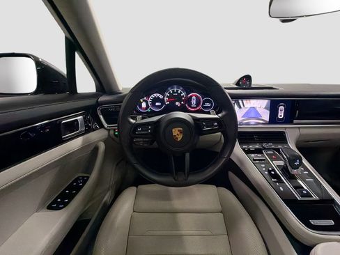 Certified 2021 Porsche Panamera image 24