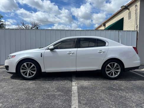 Used 2011 Lincoln MKS FWD image 2