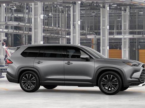 New 2026 Toyota Grand Highlander AWD Hybrid image 13