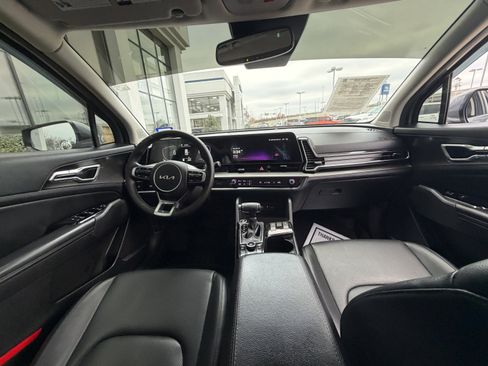 Used 2023 Kia Sportage EX image 24