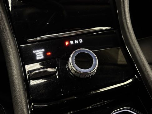 Used 2022 Jeep Grand Cherokee L Limited image 29