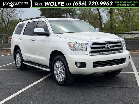 Used 2017 Toyota Sequoia Platinum AWD/4WD image 1