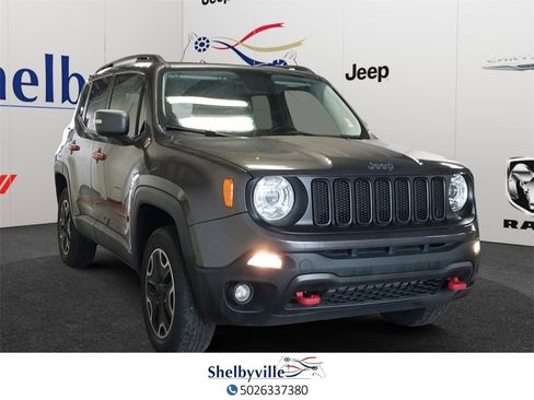 Certified 2017 Jeep Renegade Trailhawk w/ Premium Trailhawk Package image 6