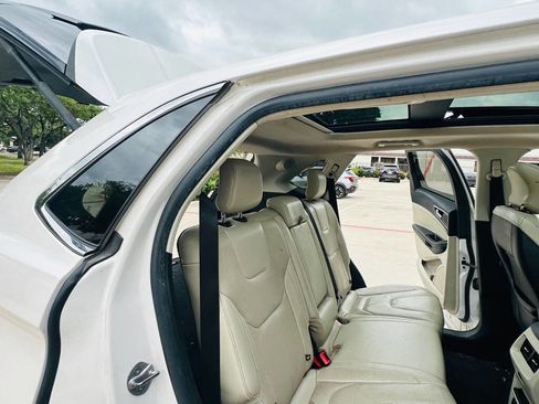 Used 2019 Ford Edge Titanium w/ Equipment Group 301A image 19