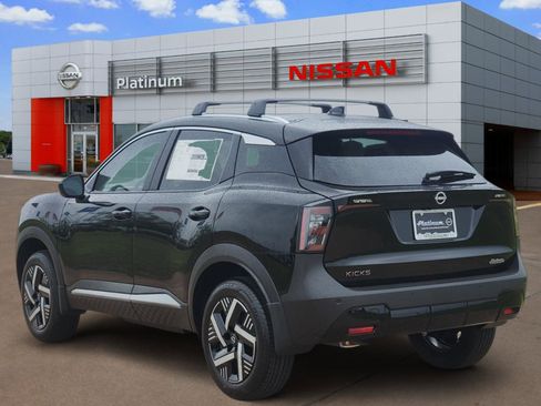New 2026 Nissan Kicks SV FWD image 5