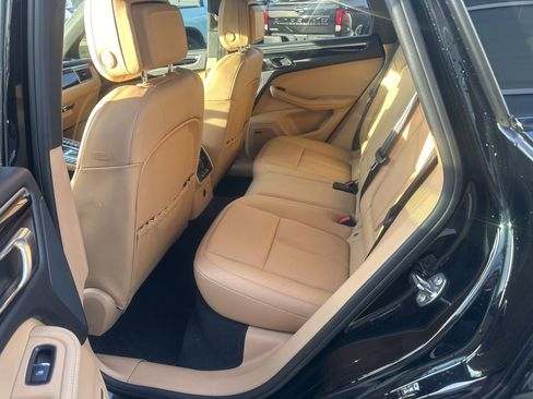 Used 2018 Porsche Macan GTS image 15