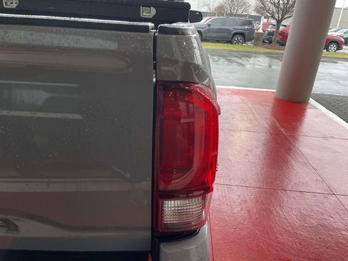 Used 2020 Toyota Tacoma SR5 image 16