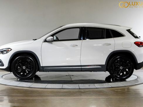 Used 2023 Mercedes-Benz GLA 250 w/ Premium Package image 13