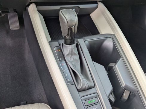 Used 2025 Honda Accord LX image 9