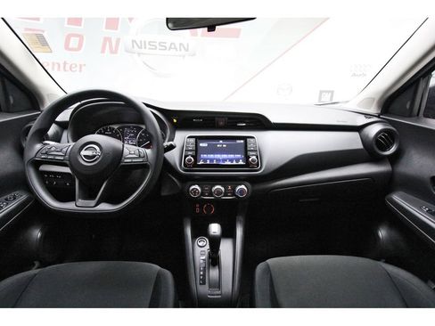 Used 2024 Nissan Kicks S image 7