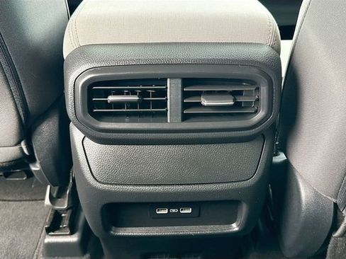 Certified 2023 Honda Pilot LX image 23