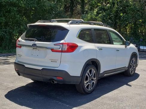 Used 2024 Subaru Ascent Touring AWD/4WD image 3