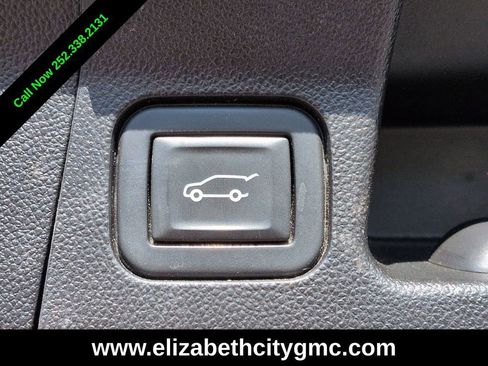 Used 2022 GMC Acadia SLT w/ Trailering Package AWD/4WD image 14
