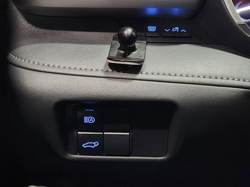 Used 2022 Toyota Highlander XLE image 43