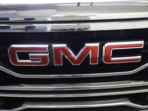 Used 2025 GMC Sierra 1500 SLT AWD/4WD image 19