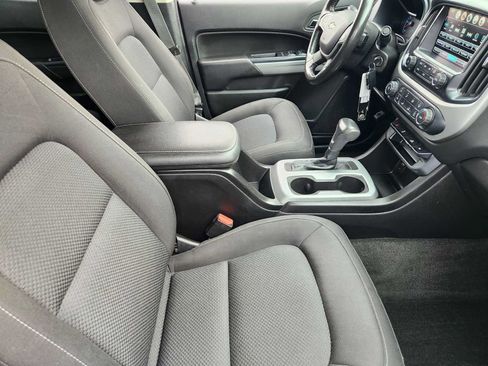 Used 2018 Chevrolet Colorado LT w/ LT Convenience Package AWD/4WD image 14