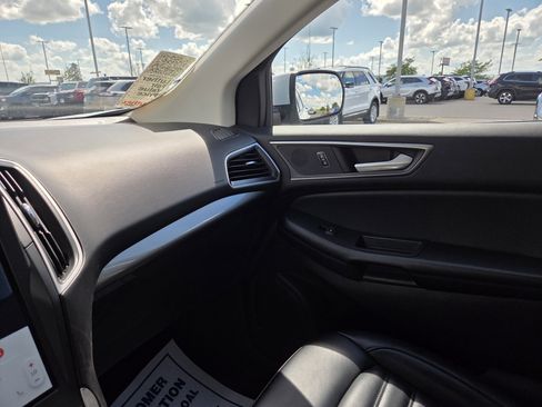 Certified 2024 Ford Edge SEL w/ Convenience Package AWD/4WD image 11