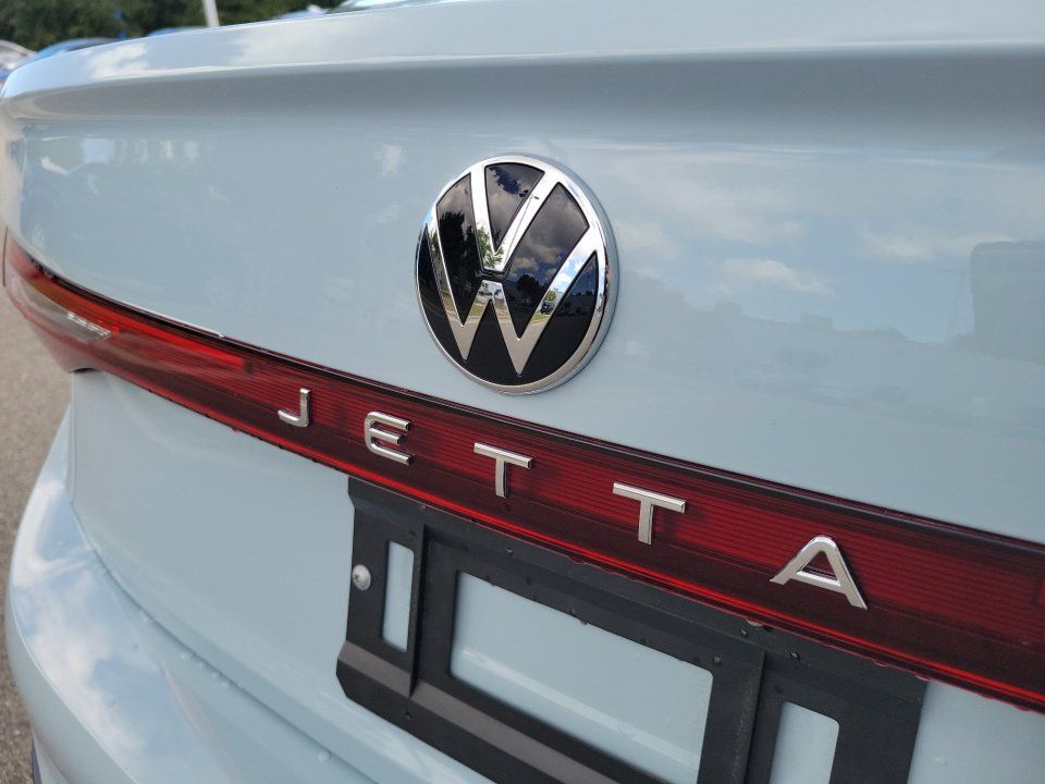 Certified 2026 Volkswagen Jetta Sport FWD image 14