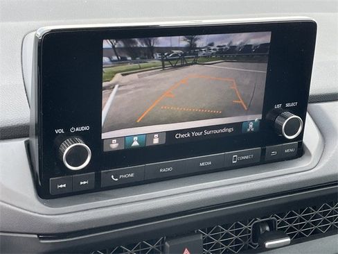 Used 2025 Honda Accord SE image 17