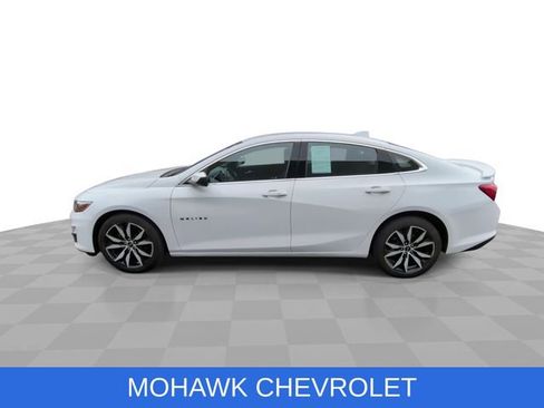 Used 2024 Chevrolet Malibu RS w/ LPO, Floor Liner Package FWD image 6