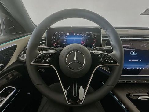 New 2026 Mercedes-Benz E 350 4MATIC Sedan image 11