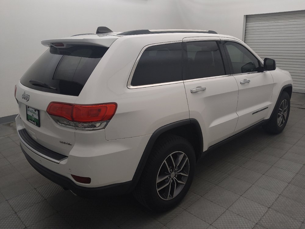 Used 2018 Jeep Grand Cherokee Limited AWD/4WD image 9