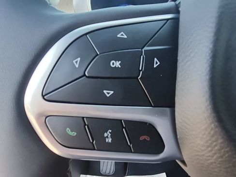 New 2026 Chrysler Pacifica Limited AWD/4WD image 13