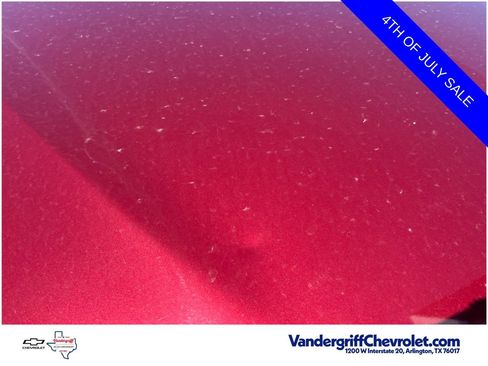Used 2018 Chevrolet Malibu LT w/ Leather Package FWD image 3