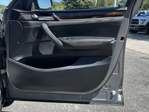 Used 2017 BMW X3 xDrive28i image 10