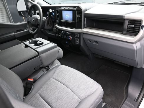 Used 2023 Ford F250 XL w/ STX Appearance Package AWD/4WD image 41