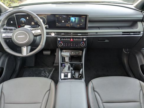 New 2025 Hyundai Santa Cruz Limited image 15