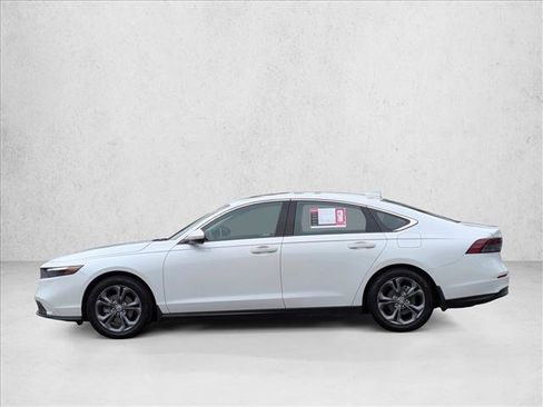 Used 2023 Honda Accord EX image 9