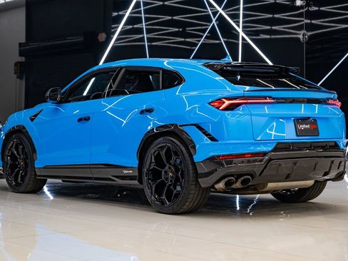 Used 2024 Lamborghini Urus Performante AWD/4WD image 9
