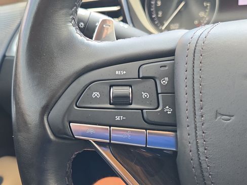 Used 2023 Cadillac XT6 Sport w/ Platinum Package AWD/4WD image 18