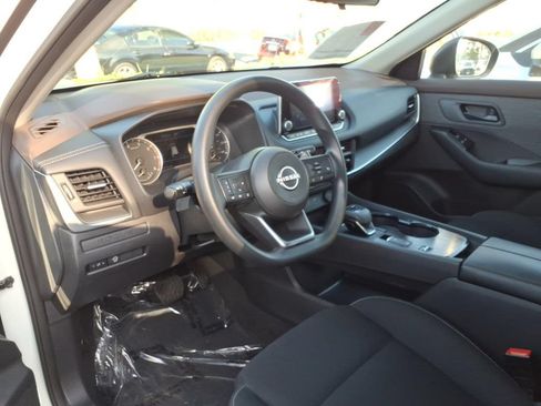 Certified 2023 Nissan Rogue S FWD image 22