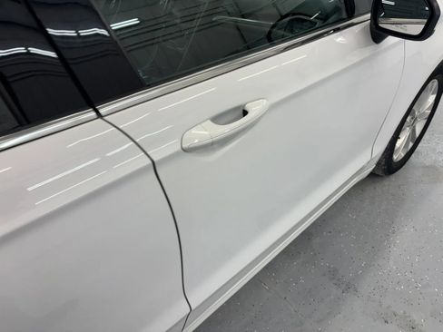 Used 2020 Ford Fusion SE FWD image 28