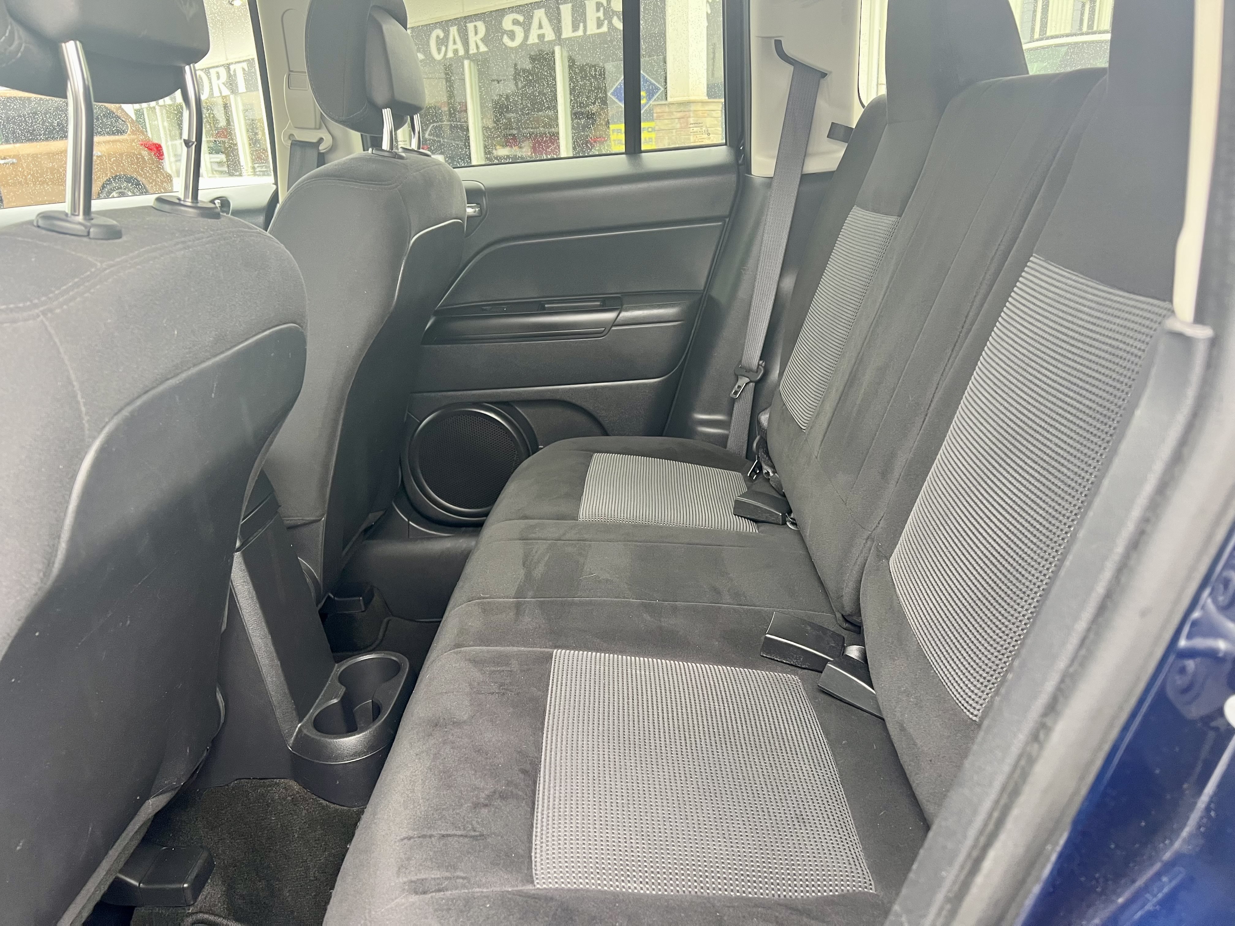 Used 2016 Jeep Patriot Latitude AWD/4WD image 12